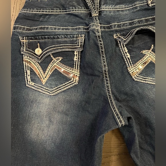 Women’s Vanity Premium Collection Mid-Rise Jeans Dark Washed Cropped Size 14 - Picture 14 of 15